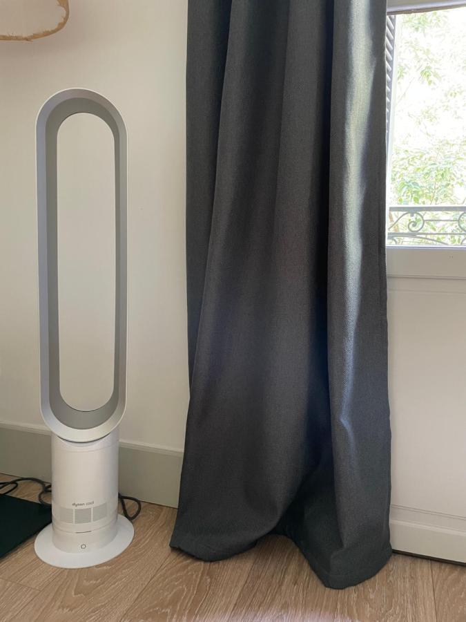 Nimes , Appartement Renove Dans Immeuble Classe. Exteriör bild